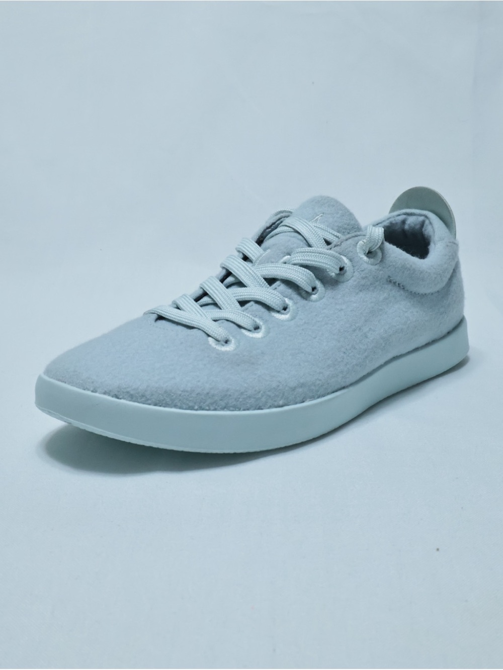 Allbirds Women's Light Blue Merino Wool Low Top Sneakers ‘Wool Piper’